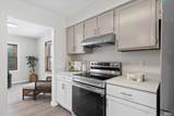 530 Manchester Ln - Photo 11
