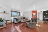 529 Park View Dr - Photo 4