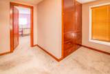 921 Center St - Photo 20