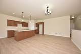 615 Hunter Oaks Blvd - Photo 13