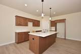 615 Hunter Oaks Blvd - Photo 17
