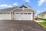 540 Hunter Oaks Blvd - Photo 1