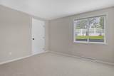 950 Woodridge Ct - Photo 18