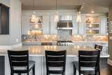 923 Kilbourn Ave - Photo 2