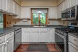 8319 Woodridge Dr - Photo 18