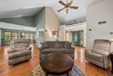 809 Tuckaway Ct - Photo 5