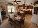 1504 Philippen St - Photo 7