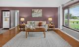 2550 Springdale Rd - Photo 4