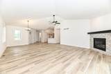 319 Trailview Cir - Photo 5