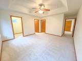 6018 Woodview Ct - Photo 12