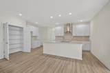 410 Canterbury Ct - Photo 6