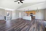 924 Duke St - Photo 8