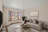 6331 Kingsview Dr - Photo 18