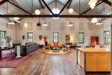 504 Decker St - Photo 31