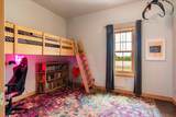 504 Decker St - Photo 38