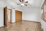 325 Kristin Ct - Photo 24