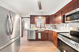 8722 52nd St - Photo 4