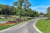 663 Greenview Cir - Photo 32