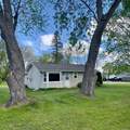 562 Gatewood Dr - Photo 2