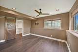 647 Clancy St - Photo 43