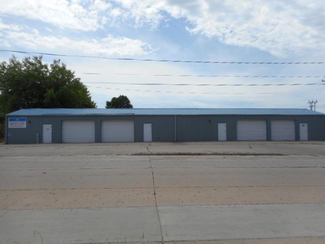 381 Market St - Photo 1