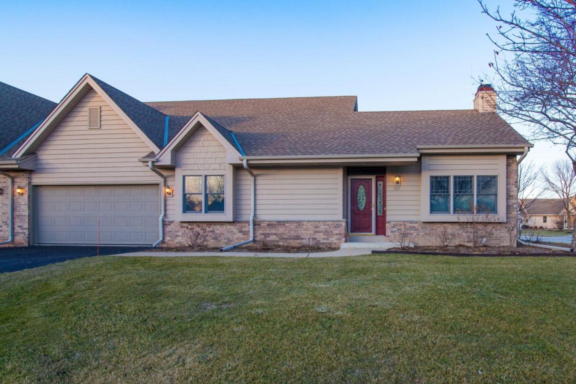 487 Sutherland Cir - Photo 1