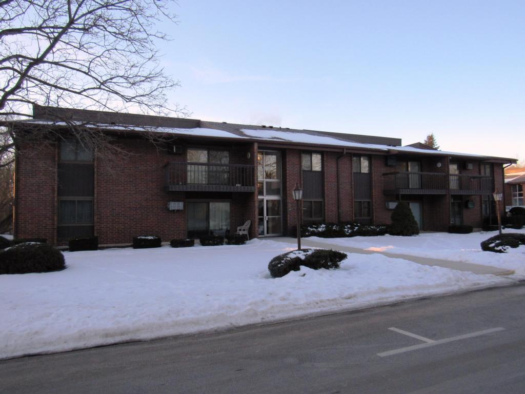 1250 Wisconsin St - Photo 1