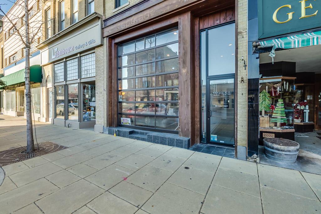 304 Main St - Photo 1