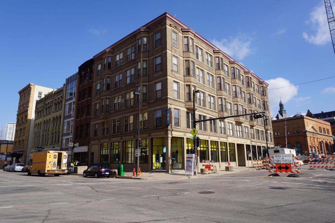 108 Wells St - Photo 1