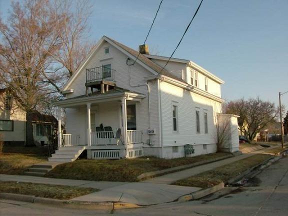 1100 Hagerer St - Photo 1