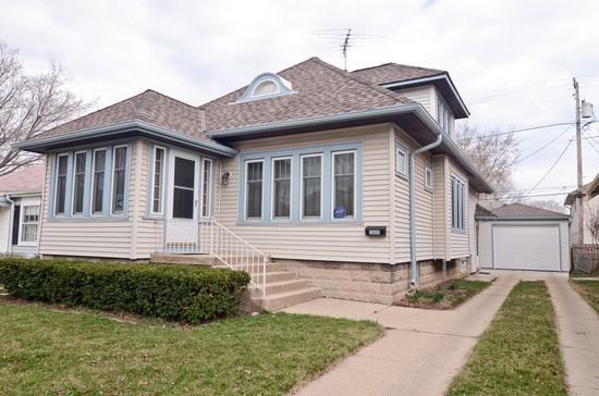2924 58th St - Photo 1