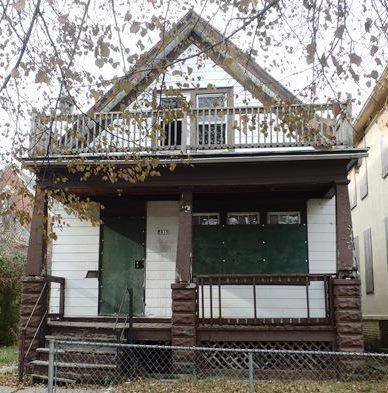 2815 22nd St - Photo 1