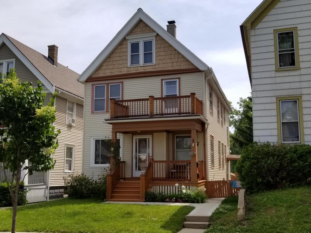 3056 9th St - Photo 1