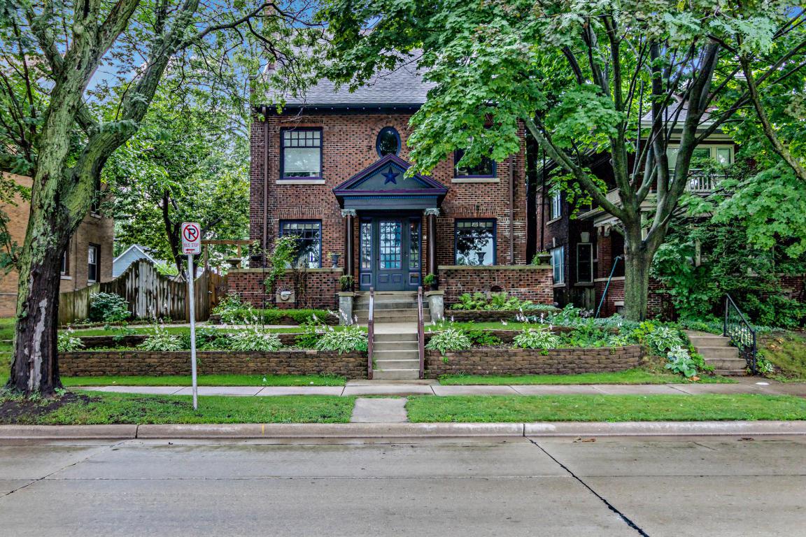2167 Layton Blvd - Photo 1
