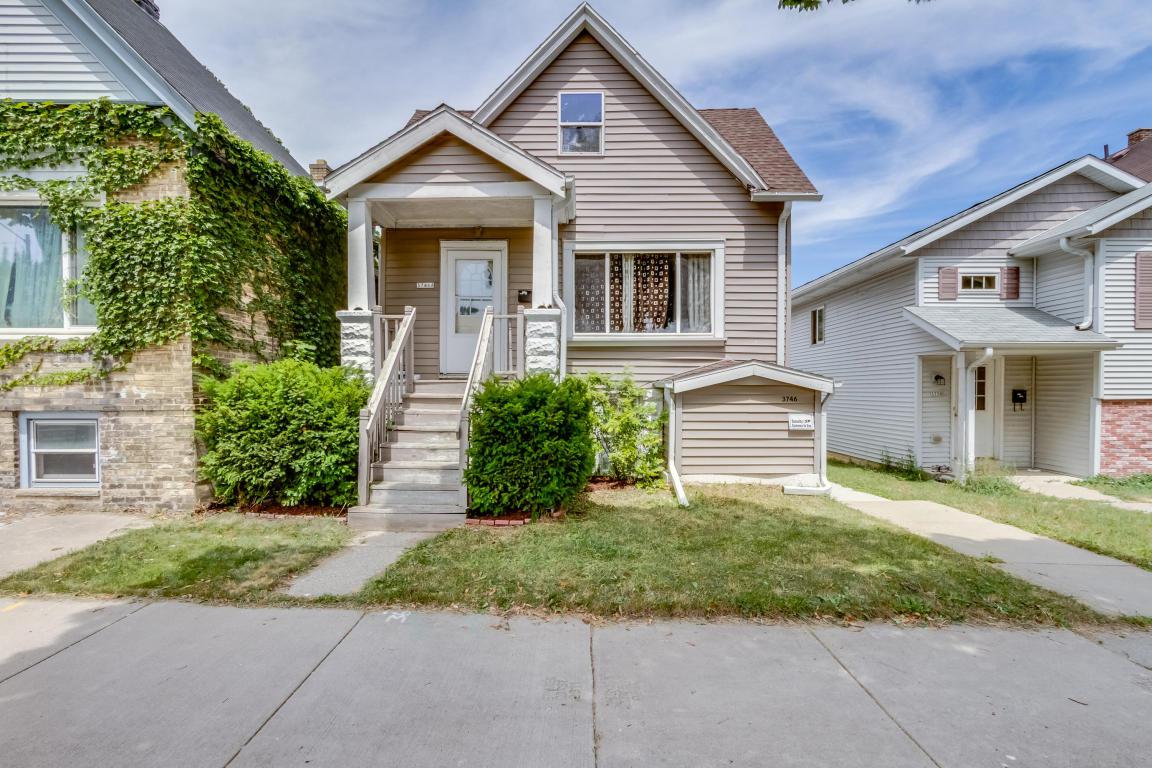 3746 Barnard Ave - Photo 1