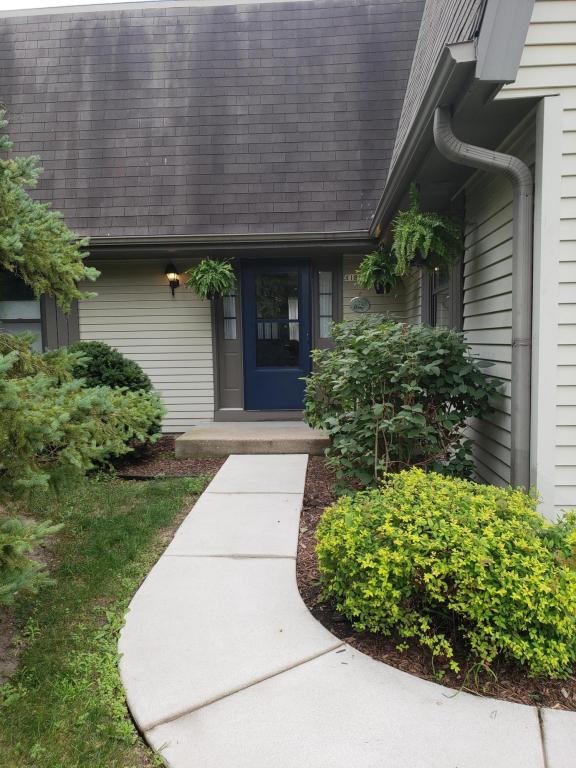 8186 Forest Hill Cir - Photo 1