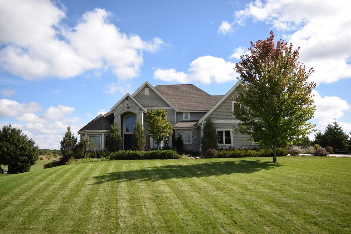 5256 Juniper Ln - Photo 1