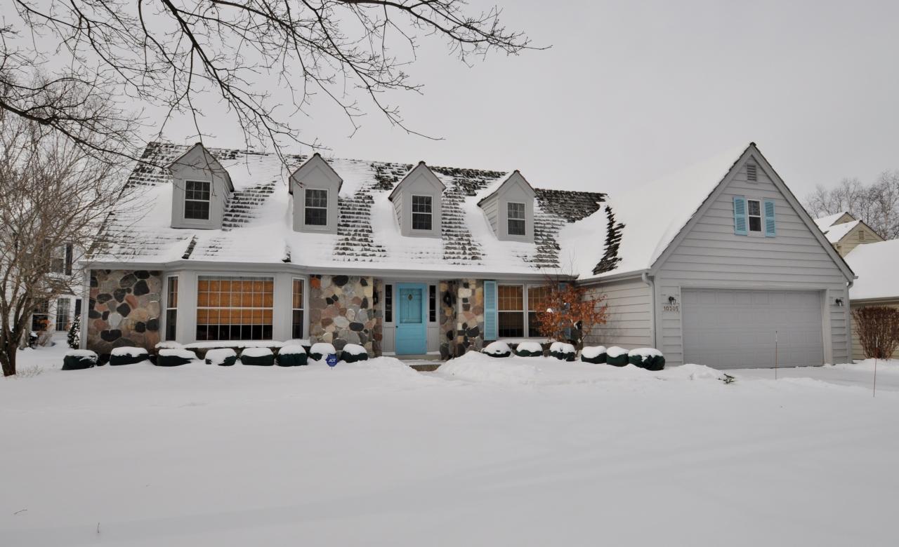 10305 Westport Cir - Photo 1