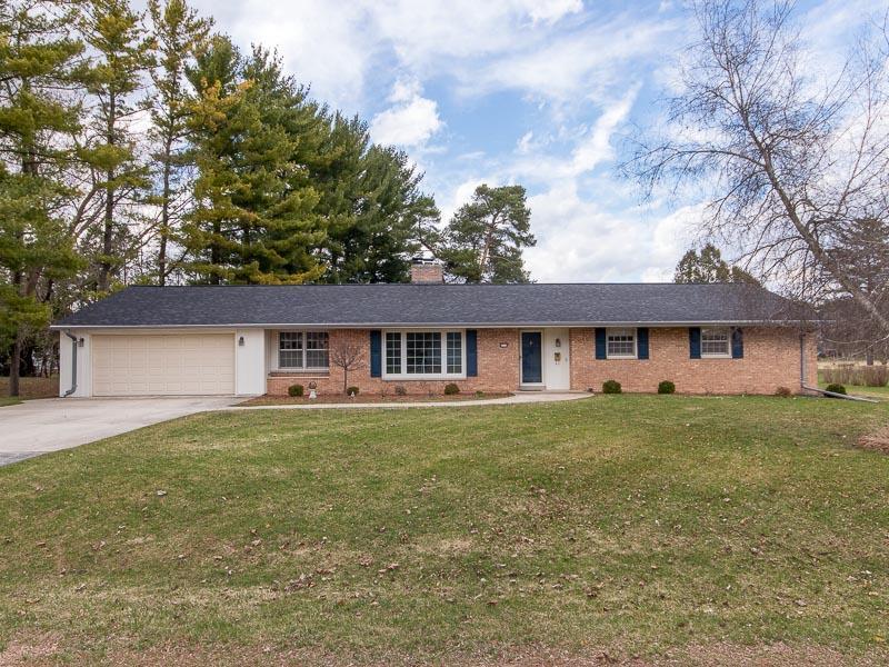 212 Woodside Ln - Photo 1 212 Woodside Ln - Photo 1