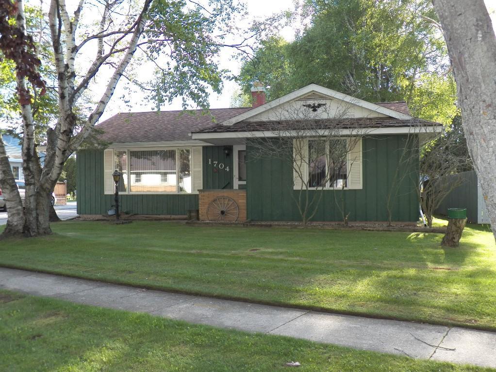 1704 Lilac Dr - Photo 1