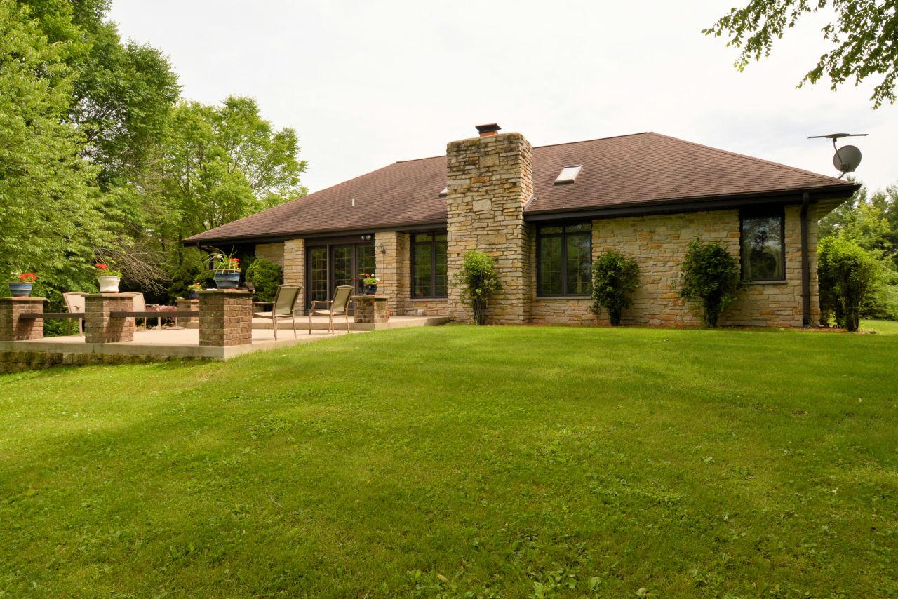 13222 Golf Rd - Photo 1