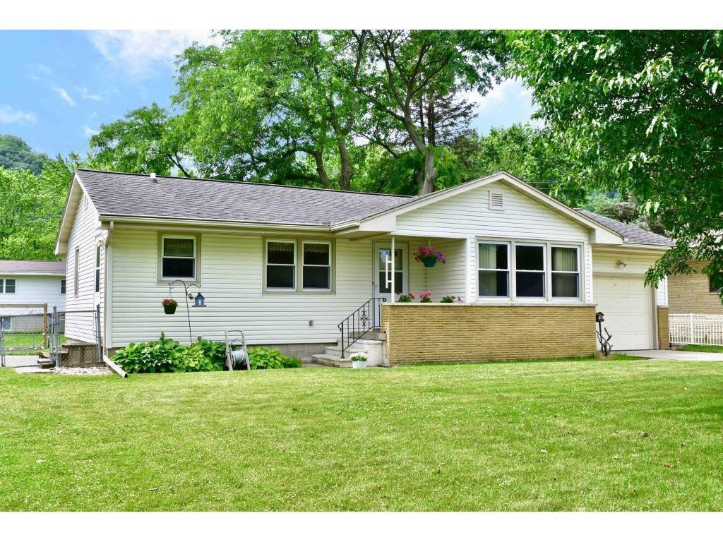 1275 Randall St - Photo 1