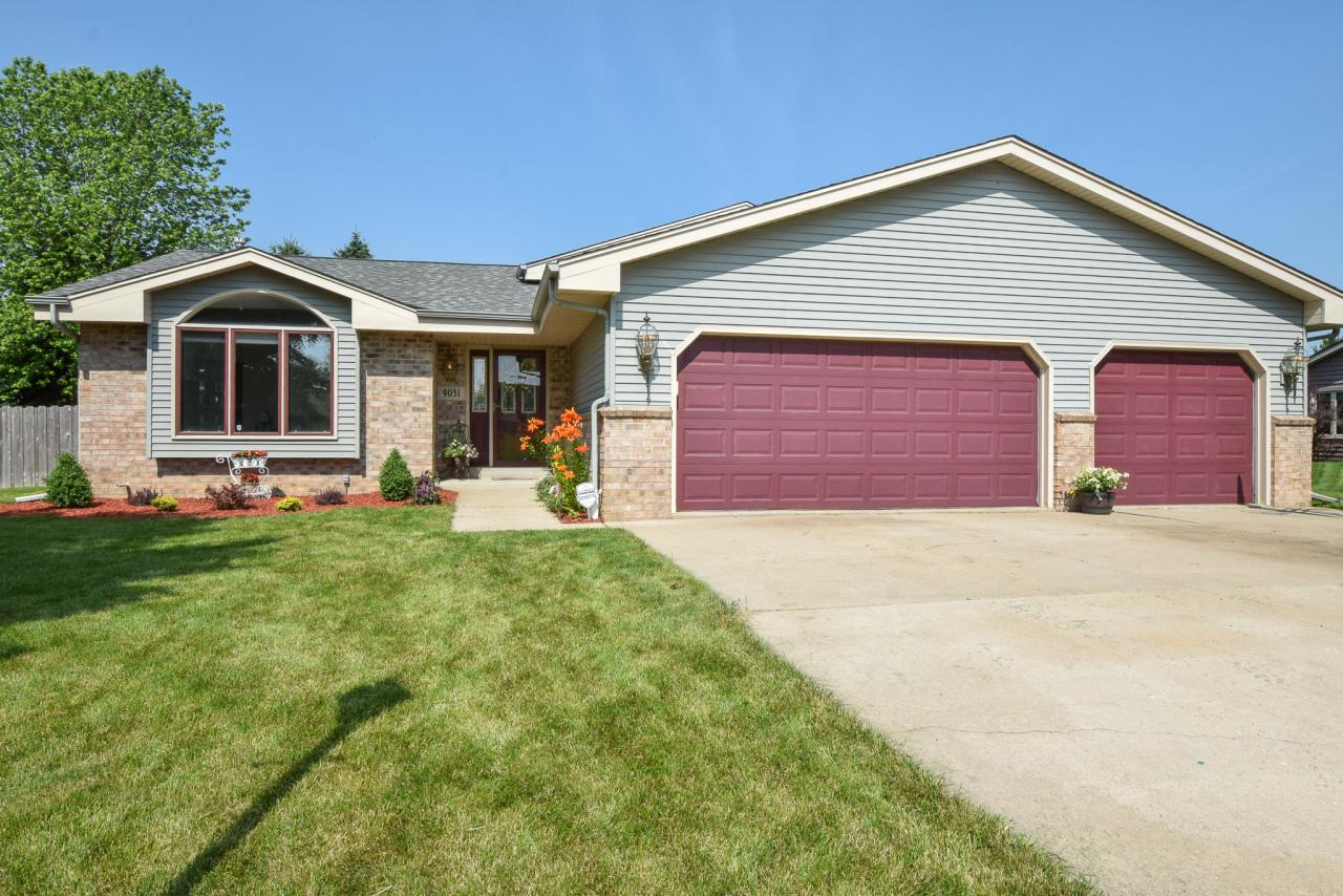 9031 Leah Ln - Photo 1