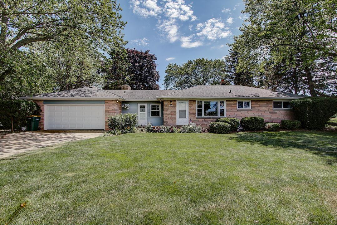 1431 Golden Ln - Photo 1