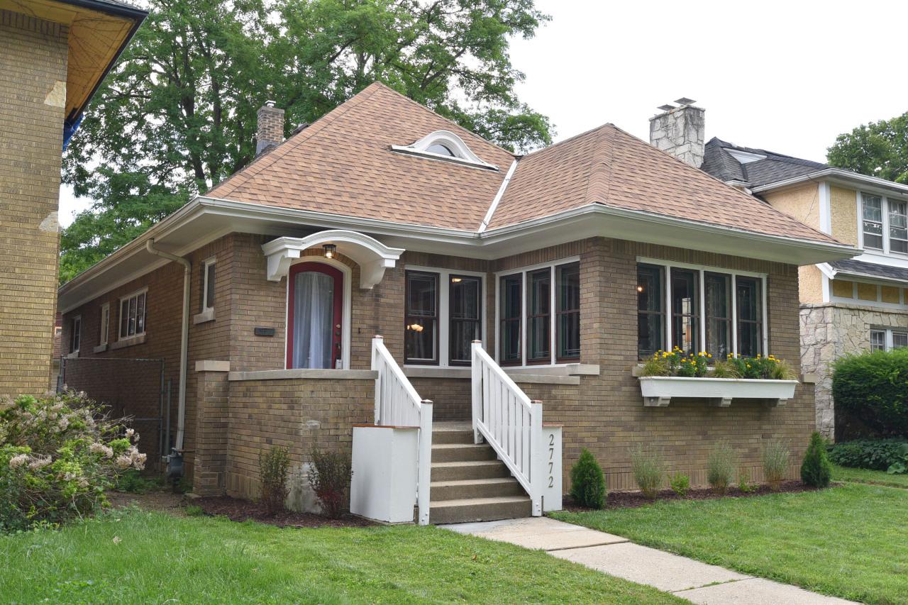 2772 46th St - Photo 1