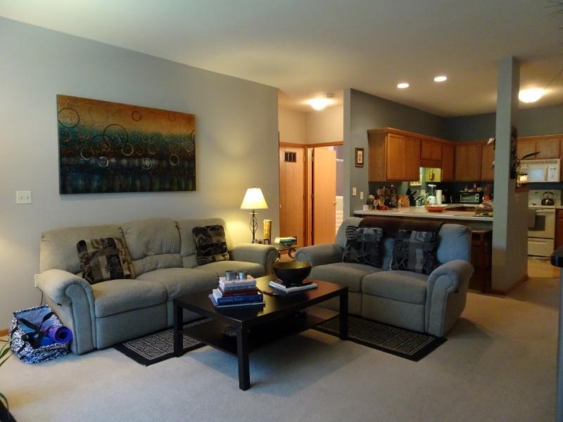 3360 College Ave - Photo 1