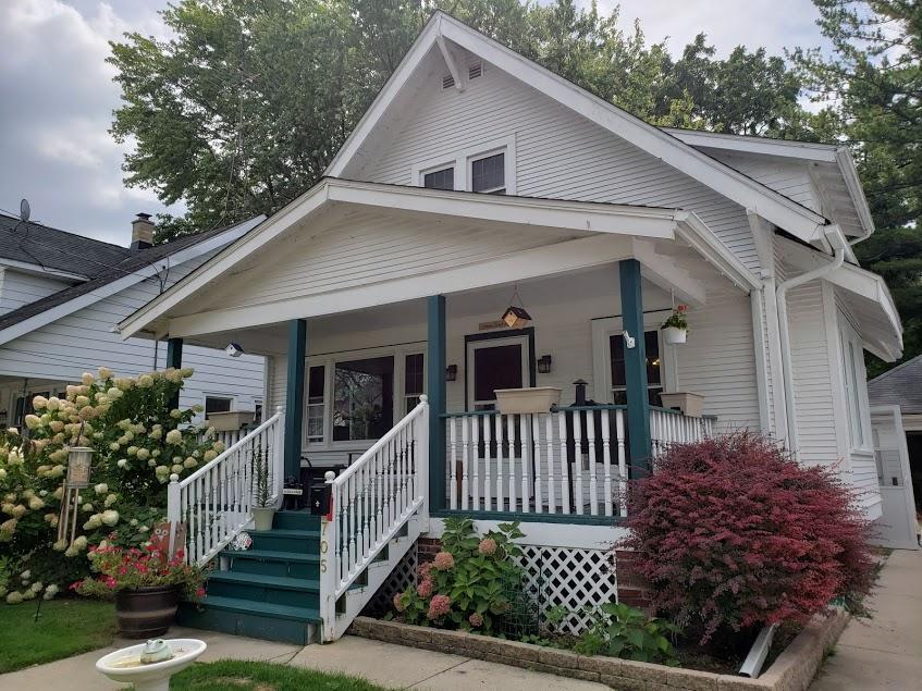 705 Wisconsin St - Photo 1