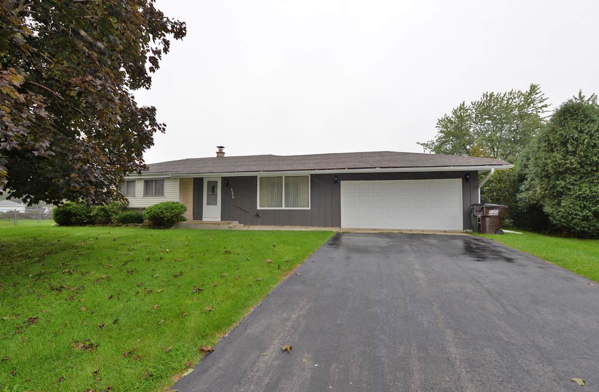 2500 Iris Ct - Photo 1