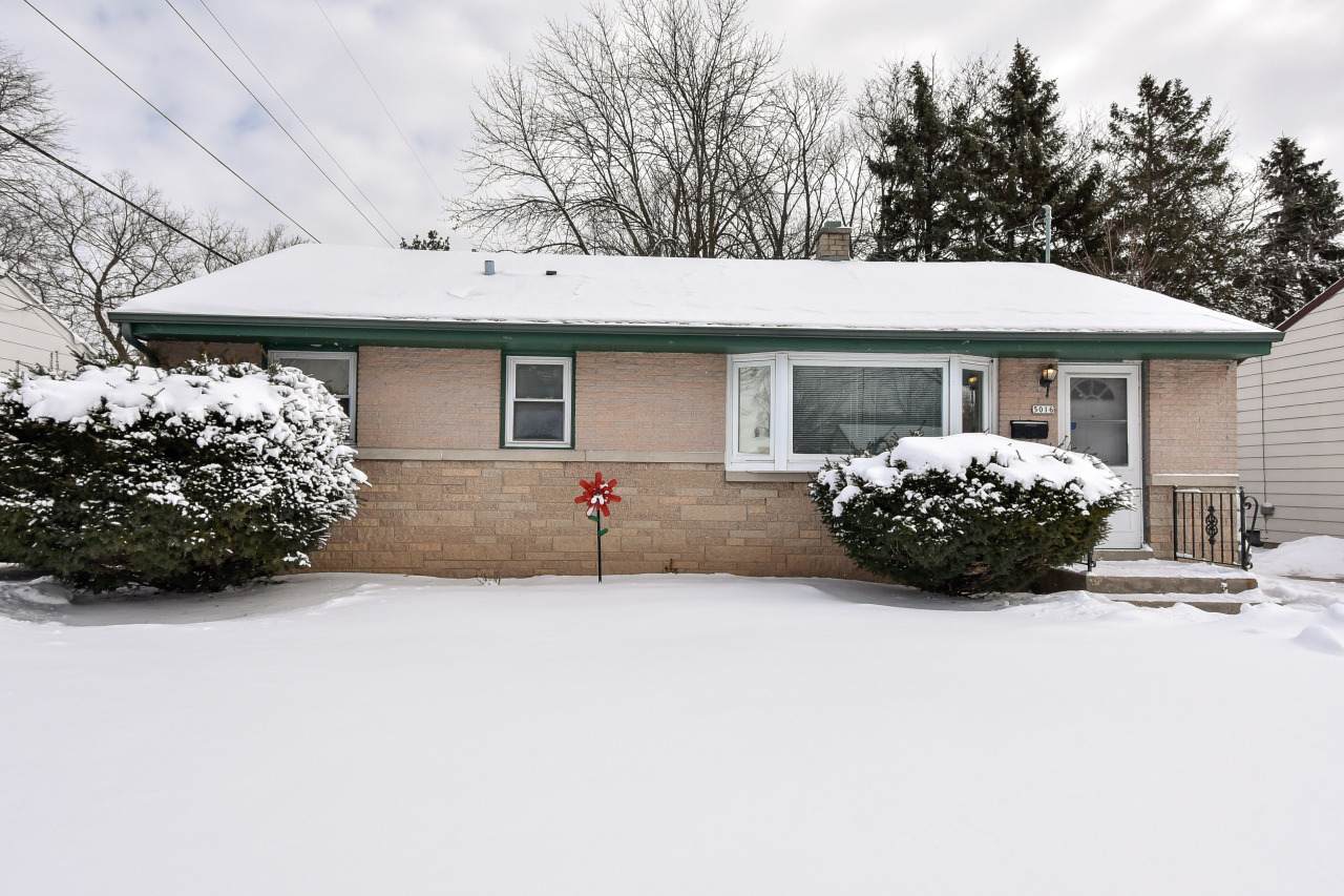 5016 83rd St - Photo 1