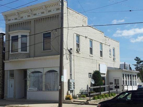 213 Fourth St - Photo 1